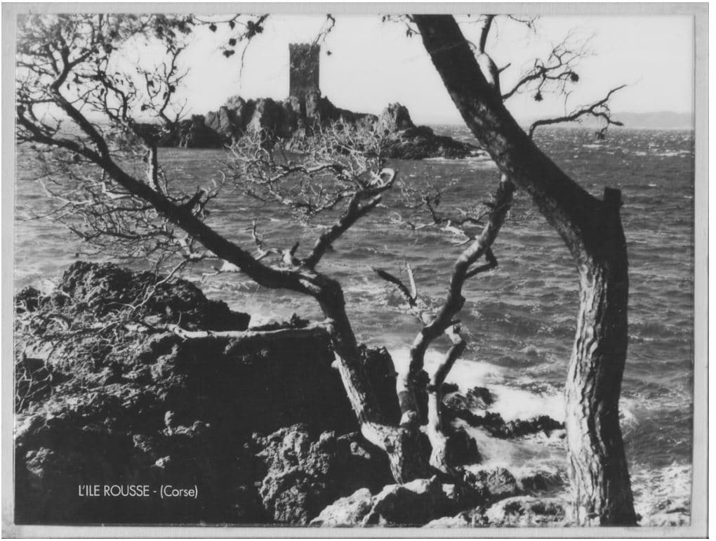 L'Île d'Or, la tour sarrasine du Cap Dramont
