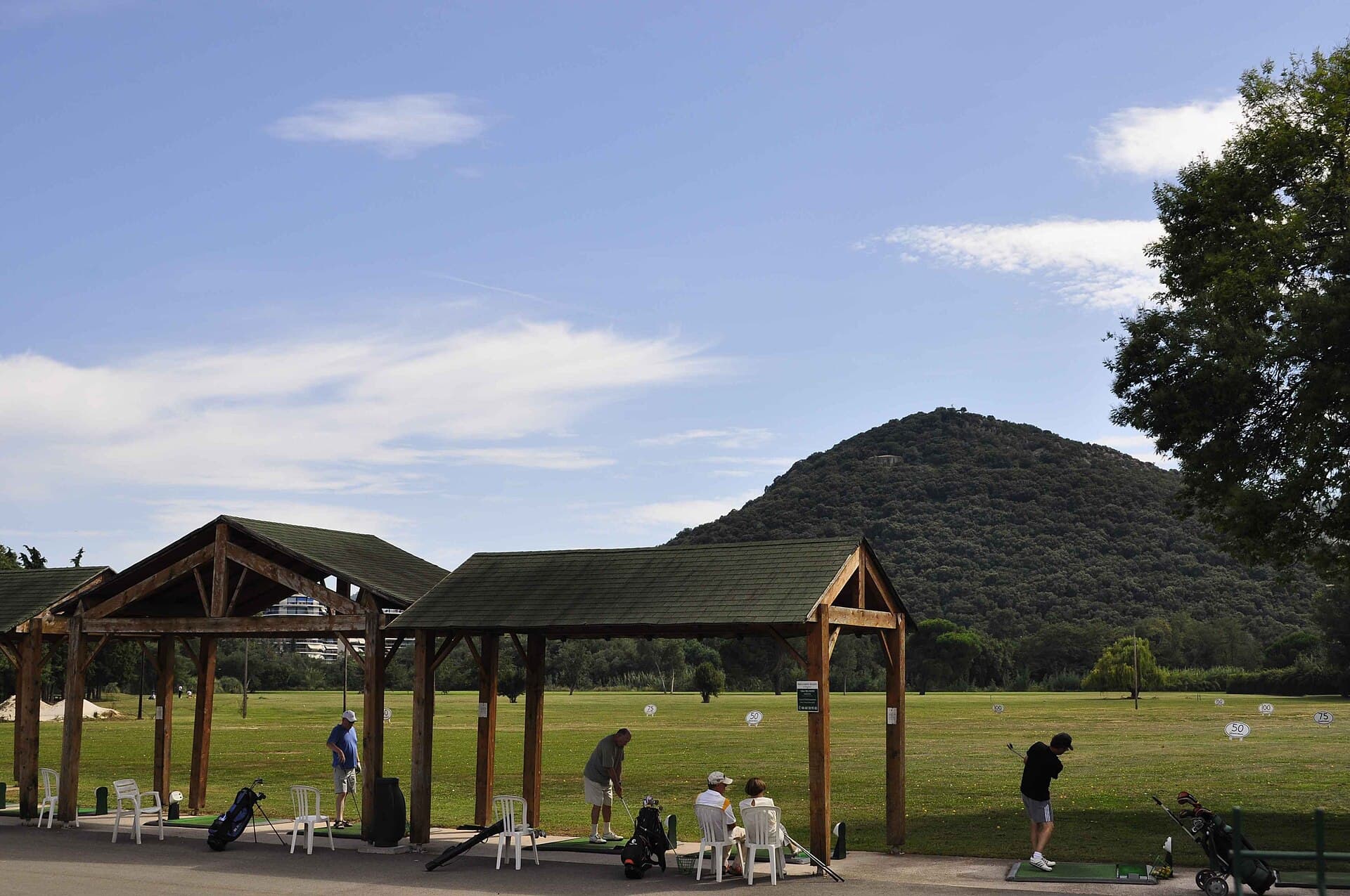 Mont San Peyre — vestiges et panorama 360°