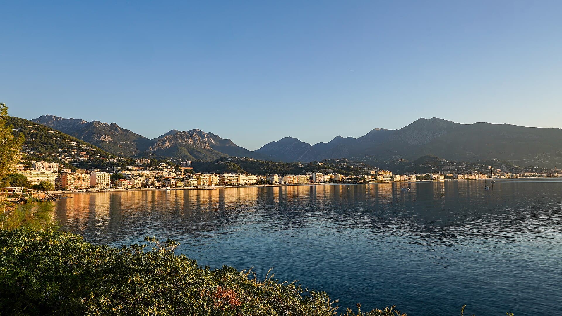 Plage de Carnolès