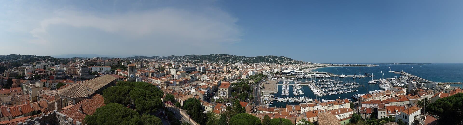 Le Suquet — la vieille ville de Cannes