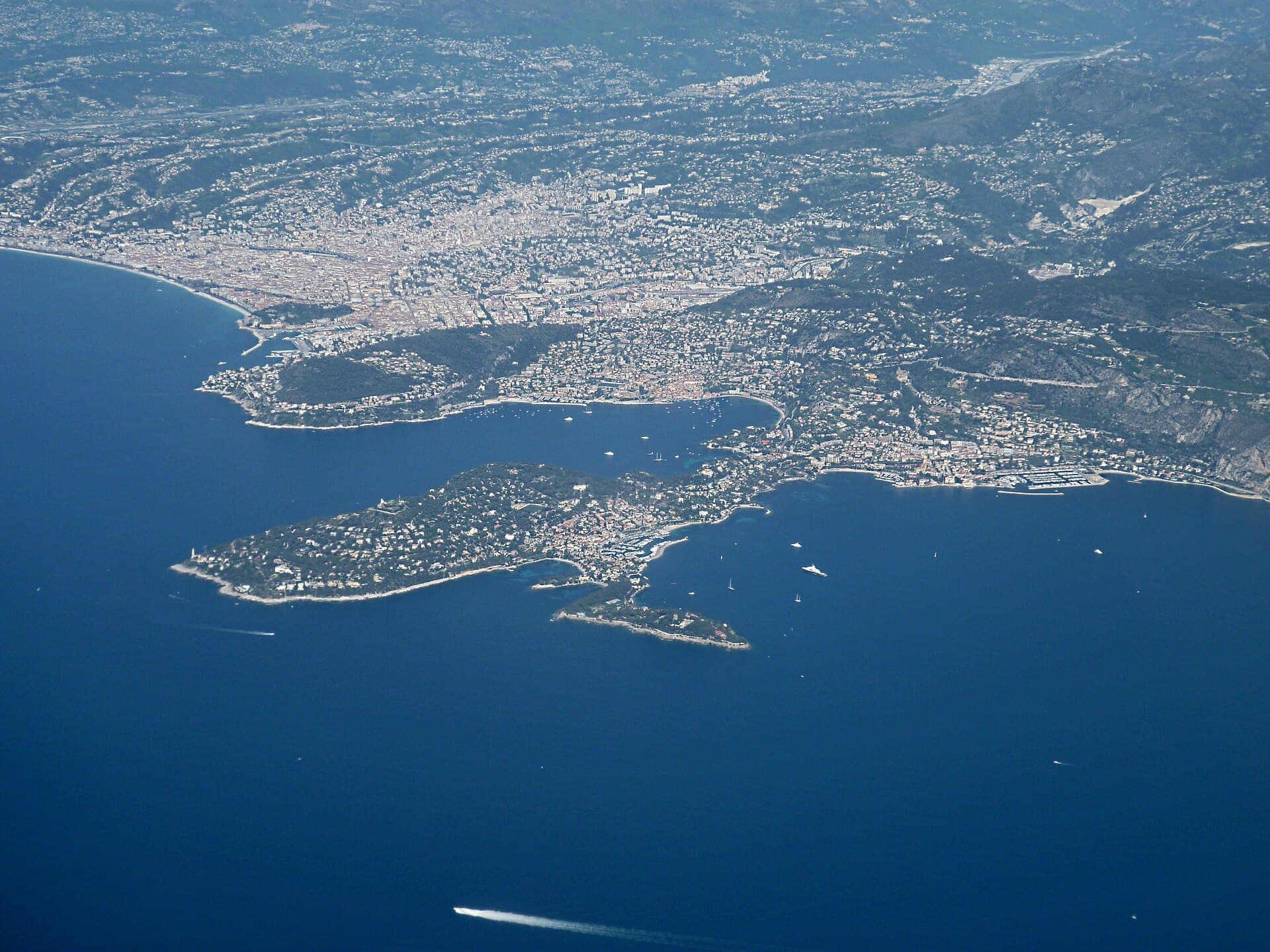 Cap Ferrat Diving — baptêmes et plongée