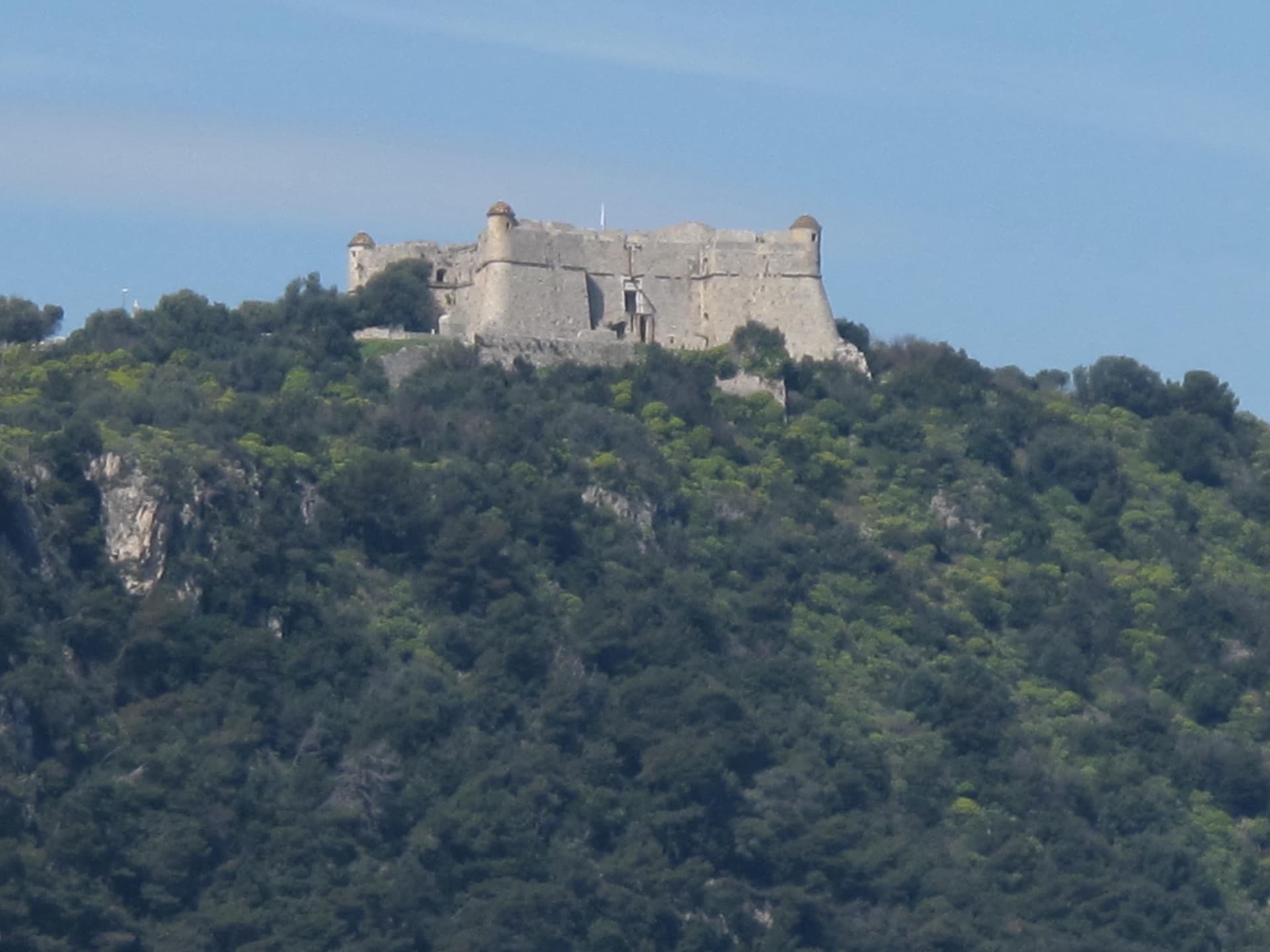 Randonnée du Mont Alban et son fort