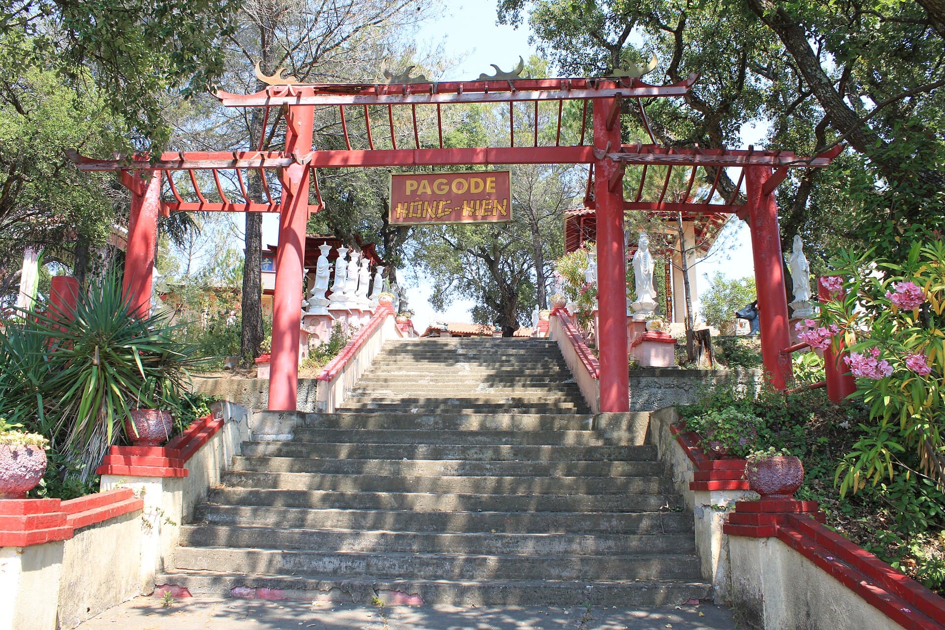 Pagode bouddhique Hông-Hiên Tự
