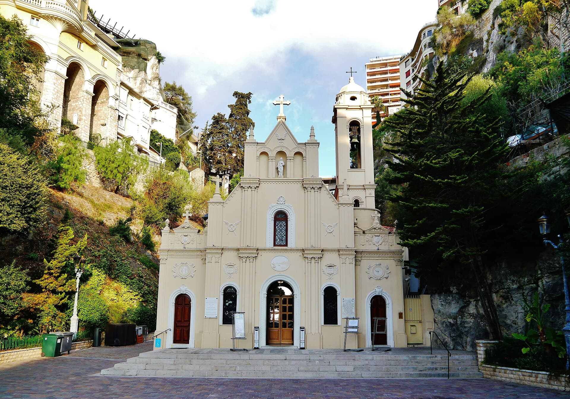 Église Sainte-Dévote