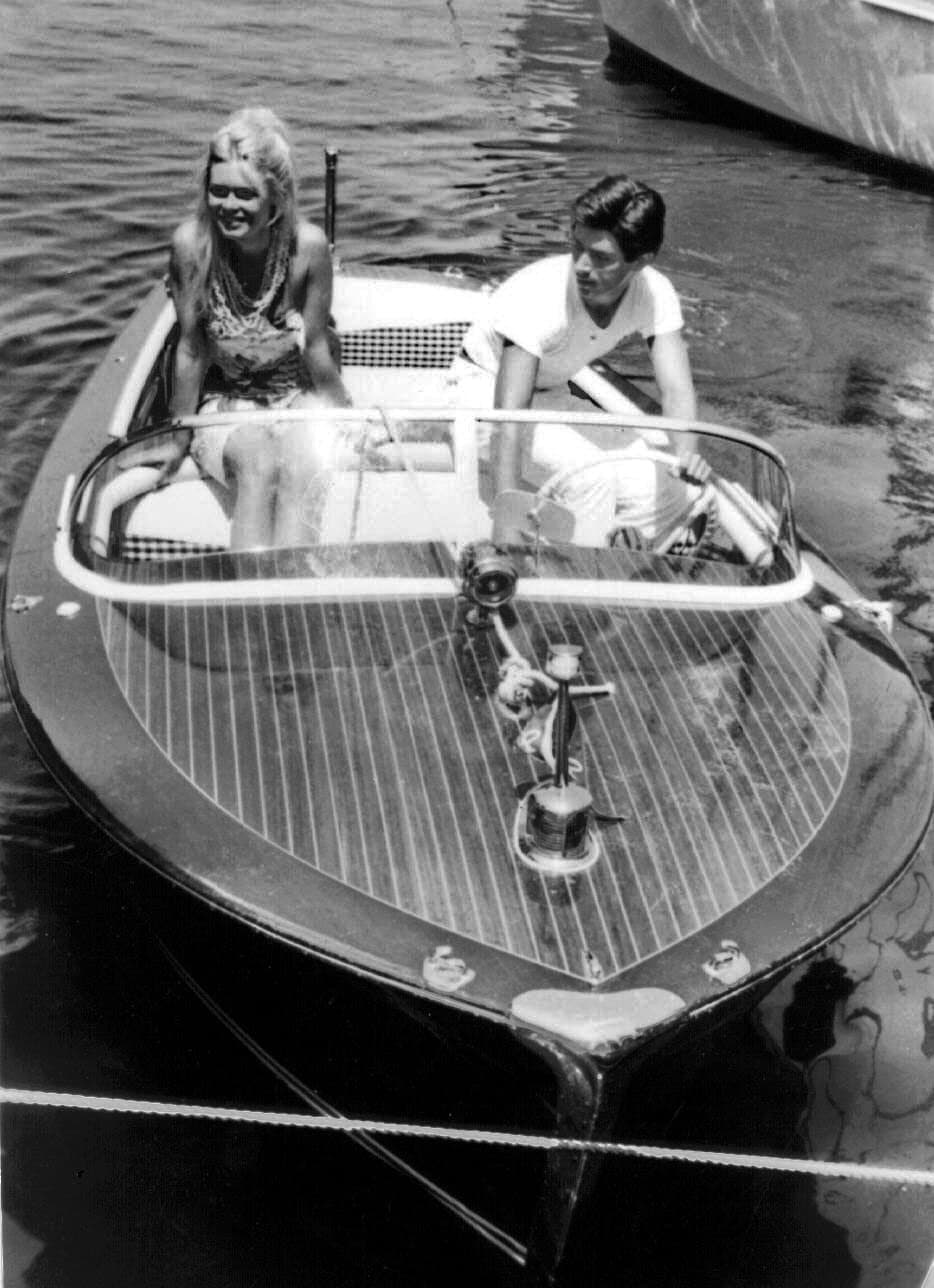 Exposition Paris Match — Hommage à Brigitte Bardot